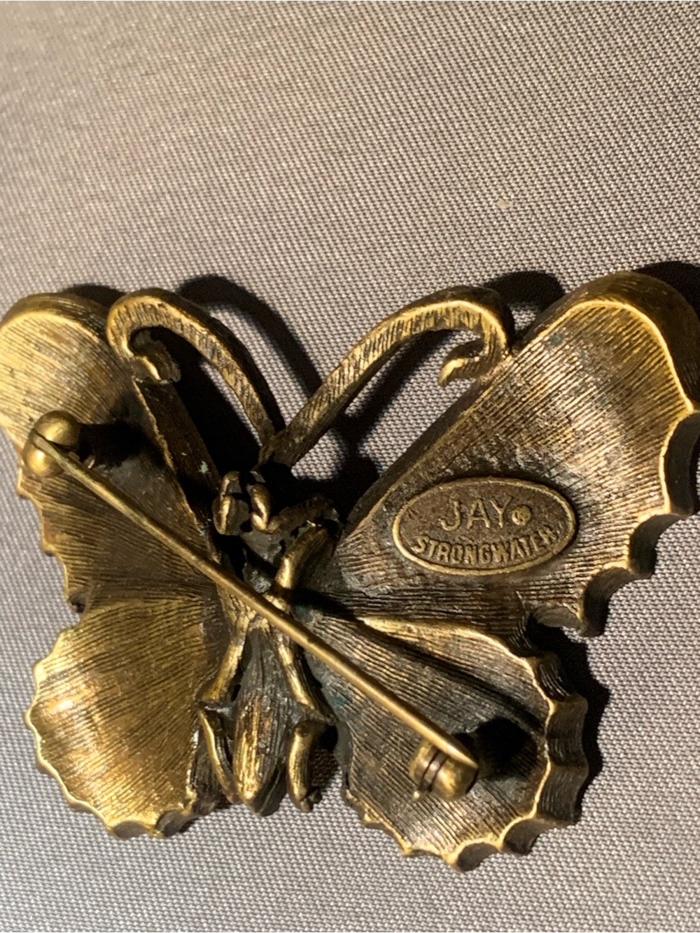 Vintage Signed Jay Strongwater Butterfly Brooch- Highly Collectible Designer Pin - Picture 3 of 3